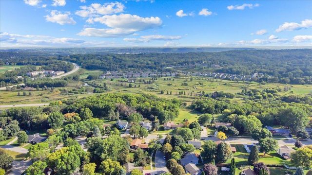 4204 1st Street NW, Rochester, MN 55901