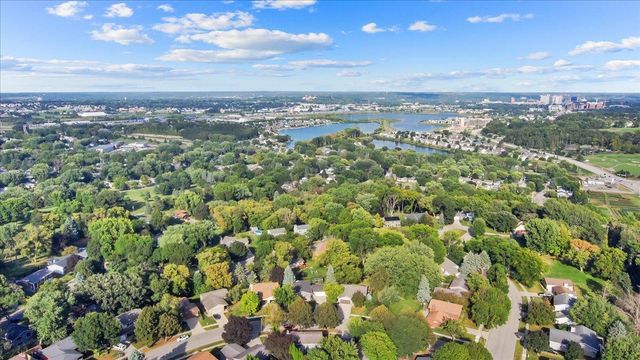 4204 1st Street NW, Rochester, MN 55901