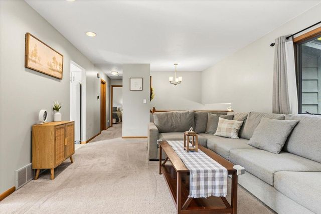 4204 1st Street NW, Rochester, MN 55901