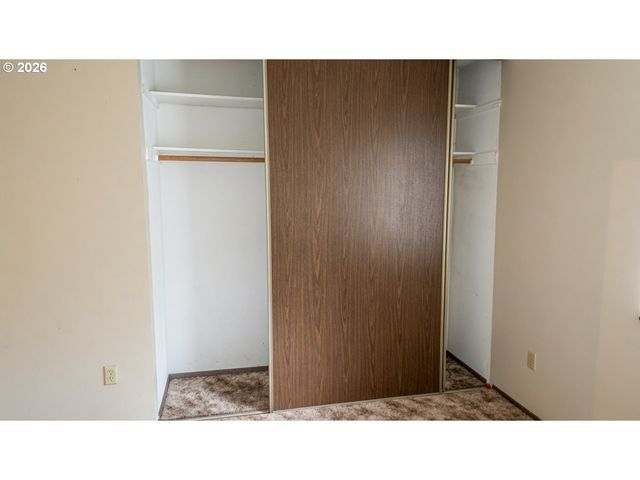 2704 Se 138TH Ave 23, Portland, OR 97236