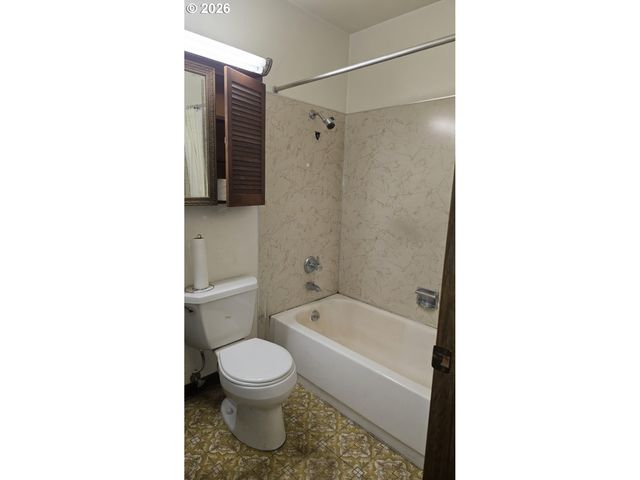 2704 Se 138TH Ave 23, Portland, OR 97236