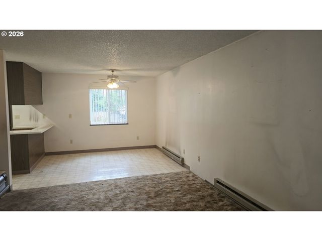 2704 Se 138TH Ave 23, Portland, OR 97236