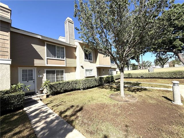 59 Fox Holw 36, Irvine, CA 92614