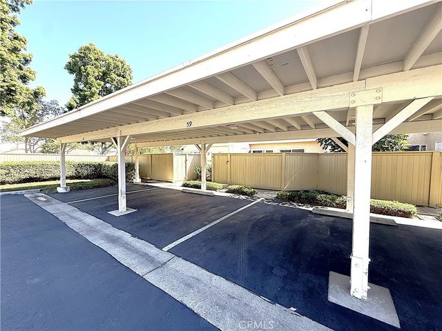 59 Fox Holw 36, Irvine, CA 92614