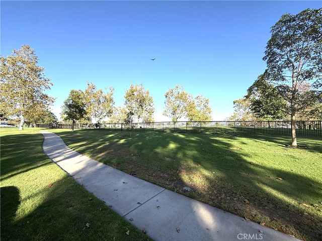 59 Fox Holw 36, Irvine, CA 92614