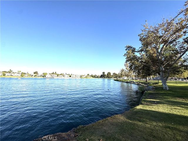 59 Fox Holw 36, Irvine, CA 92614
