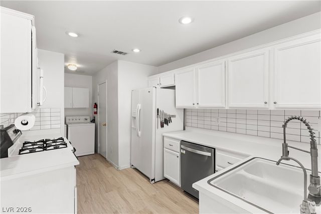 3838 Starfield Lane, Las Vegas, NV 89147