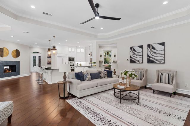 11302 Lake Forest Drive, Conroe, TX 77384