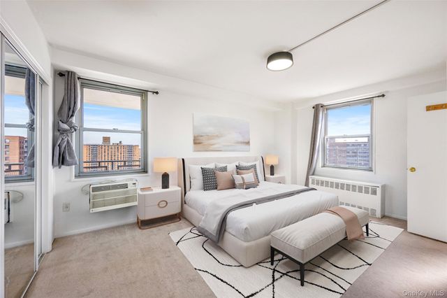 61-25 97 Street 15J, Rego Park, NY 11374