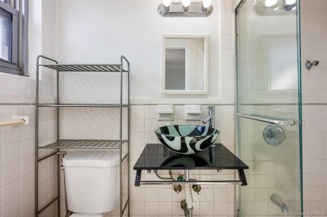 61-25 97 Street 15J, Rego Park, NY 11374