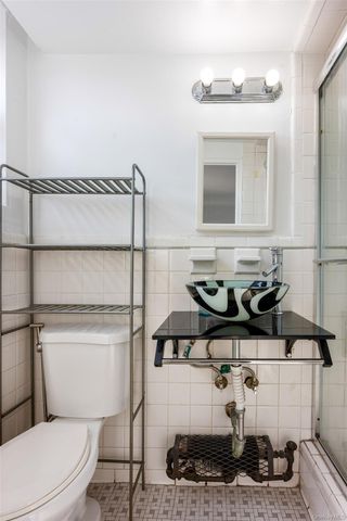 61-25 97 Street 15J, Rego Park, NY 11374