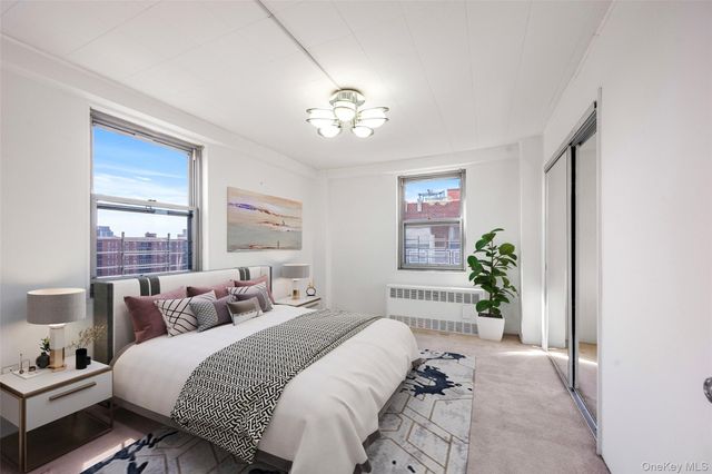 61-25 97 Street 15J, Rego Park, NY 11374