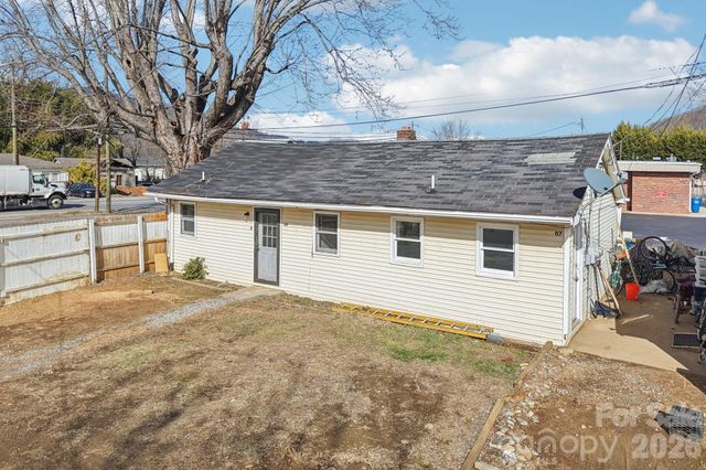 1659 S Main Street, Waynesville, NC 28786