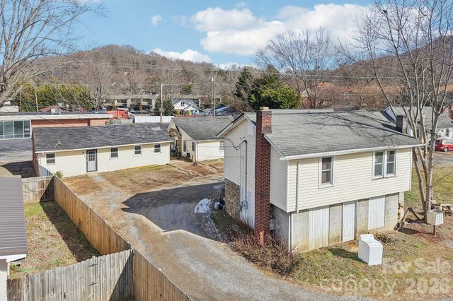 1659 S Main Street, Waynesville, NC 28786