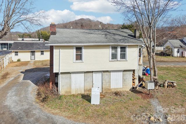 1659 S Main Street, Waynesville, NC 28786