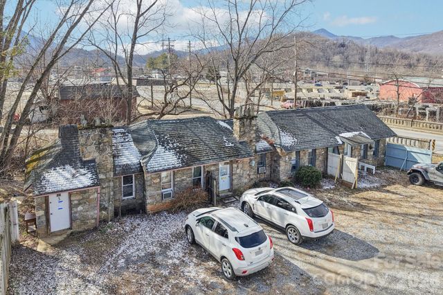 1659 S Main Street, Waynesville, NC 28786