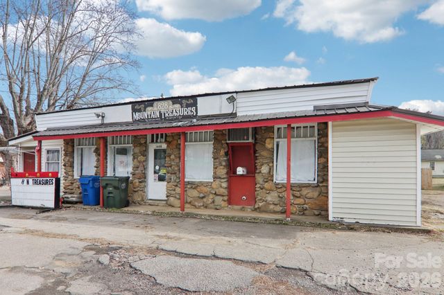 1659 S Main Street, Waynesville, NC 28786