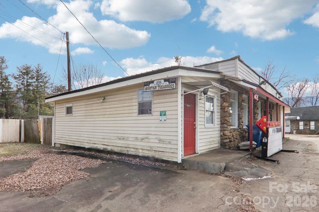 1659 S Main Street, Waynesville, NC 28786