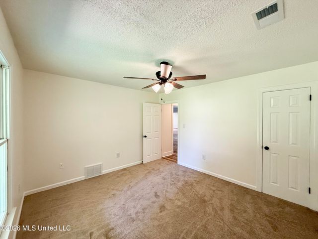 1690 W Ms-178, Holly Springs, MS 38635