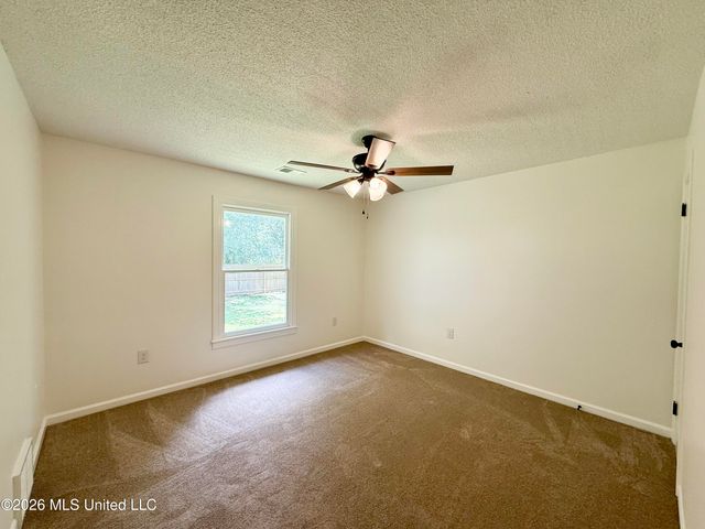 1690 W Ms-178, Holly Springs, MS 38635