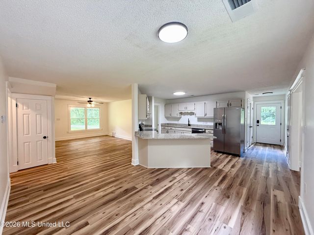 1690 W Ms-178, Holly Springs, MS 38635