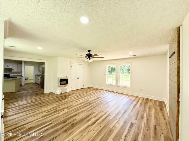 1690 W Ms-178, Holly Springs, MS 38635