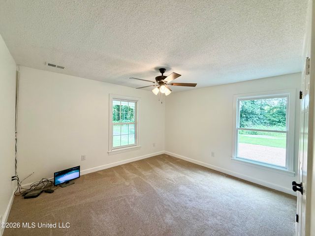 1690 W Ms-178, Holly Springs, MS 38635