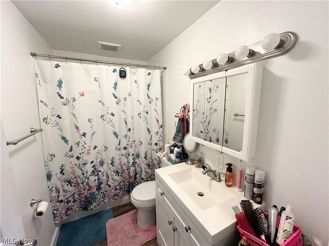 254 S Eagle Street, Geneva, OH 44041