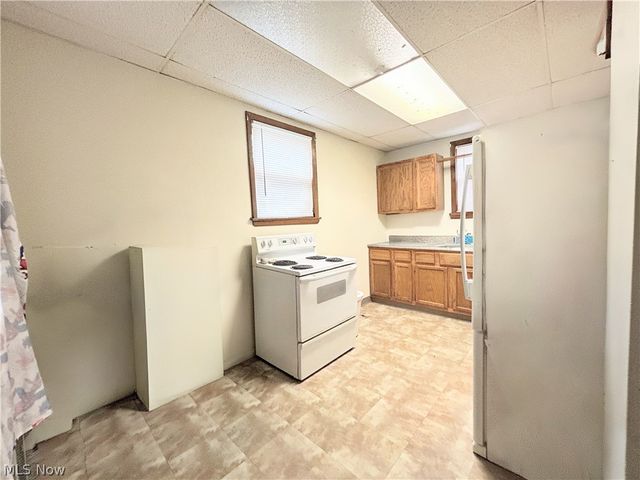 254 S Eagle Street, Geneva, OH 44041