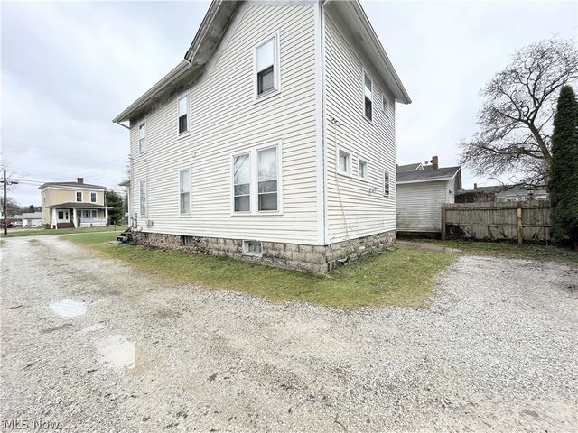 254 S Eagle Street, Geneva, OH 44041