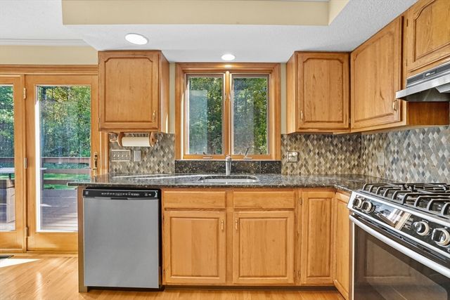 54 Cummings Rd, Ware, MA 01082