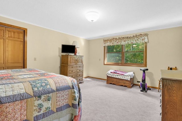 54 Cummings Rd, Ware, MA 01082
