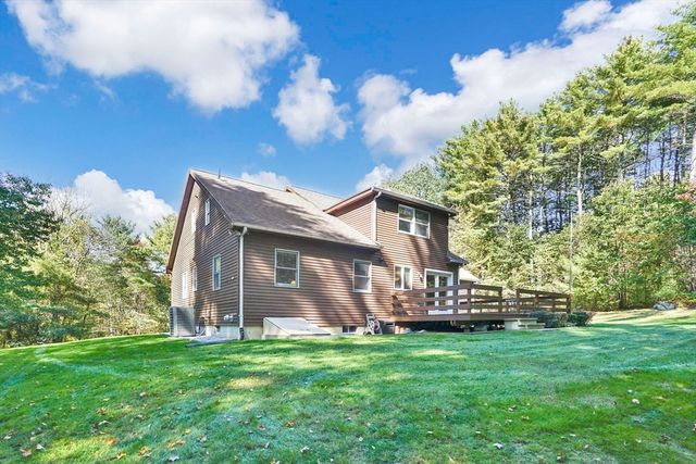 54 Cummings Rd, Ware, MA 01082