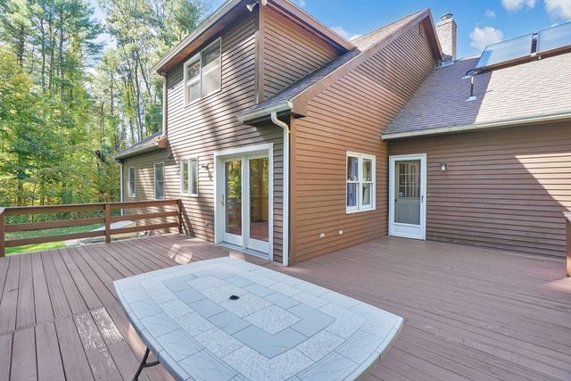 54 Cummings Rd, Ware, MA 01082