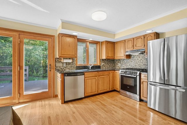 54 Cummings Rd, Ware, MA 01082