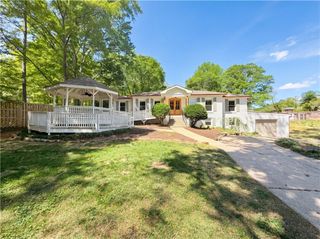 1663 Seayes Road SW, Mableton, GA 30126