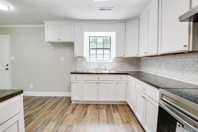 1609 Saginaw Lane SW, Decatur, AL 35603