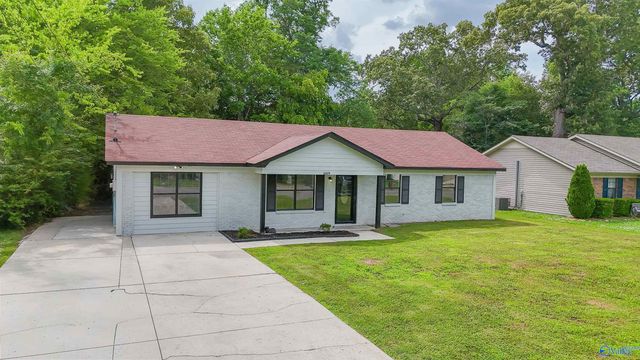 1609 Saginaw Lane SW, Decatur, AL 35603