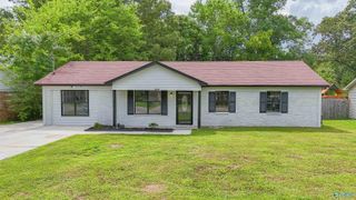 1609 Saginaw Lane SW, Decatur, AL 35603