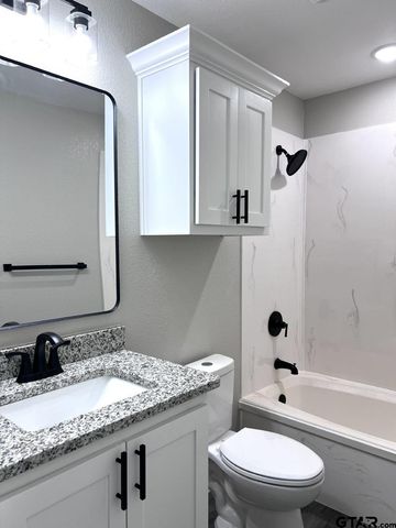 1607 N Ross Ave, Tyler, TX 75702