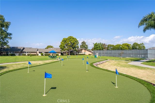8885 Modoc Circle 1206A, Huntington Beach, CA 92646