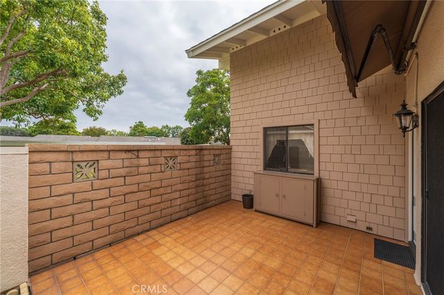 8885 Modoc Circle 1206A, Huntington Beach, CA 92646