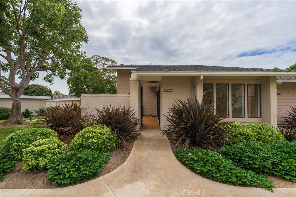 8885 Modoc Circle 1206A, Huntington Beach, CA 92646