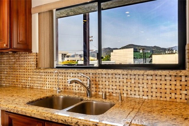 111 N Everett 306, Glendale, CA 91206