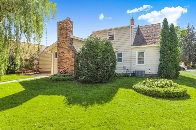 148 Main Street W, Richmond, MN 56368