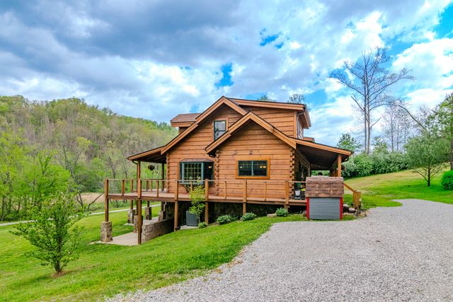 110 Dairy Farm Road, Manchester, KY 40962