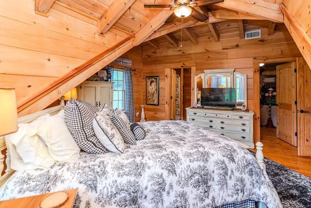 110 Dairy Farm Road, Manchester, KY 40962