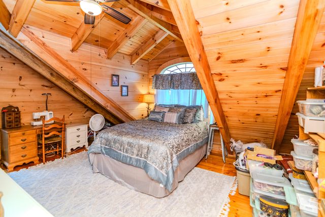 110 Dairy Farm Road, Manchester, KY 40962