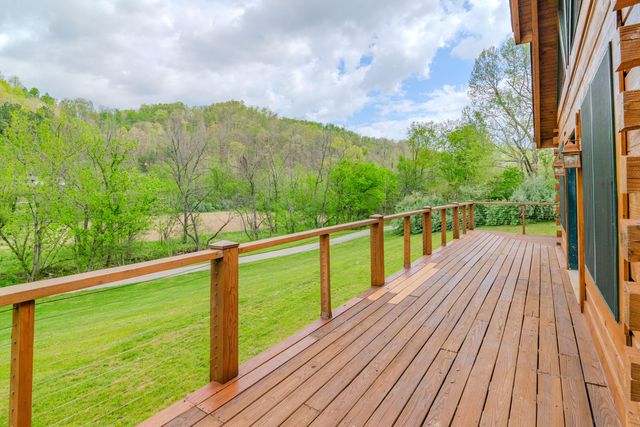 110 Dairy Farm Road, Manchester, KY 40962