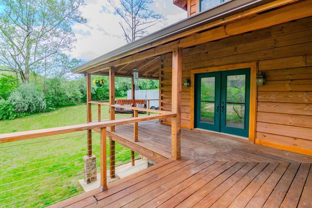 110 Dairy Farm Road, Manchester, KY 40962